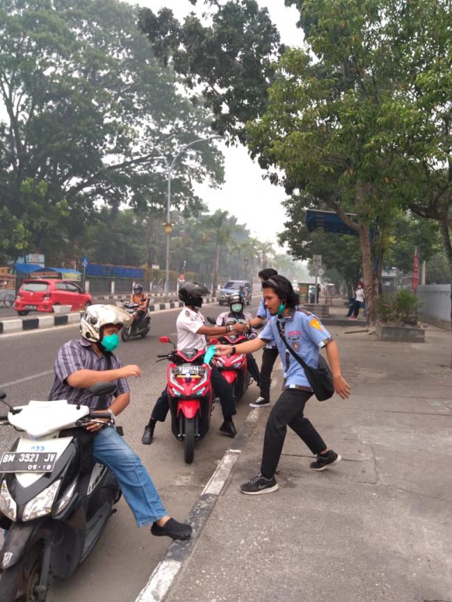 1000 Masker Dibagikan Komsat Sapma IPK UNRI